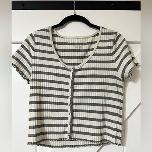 American Eagle black and white striped top size medium